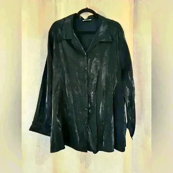 Women’s Black Joanna Plus Button Down Blouse - Picture 1 of 5